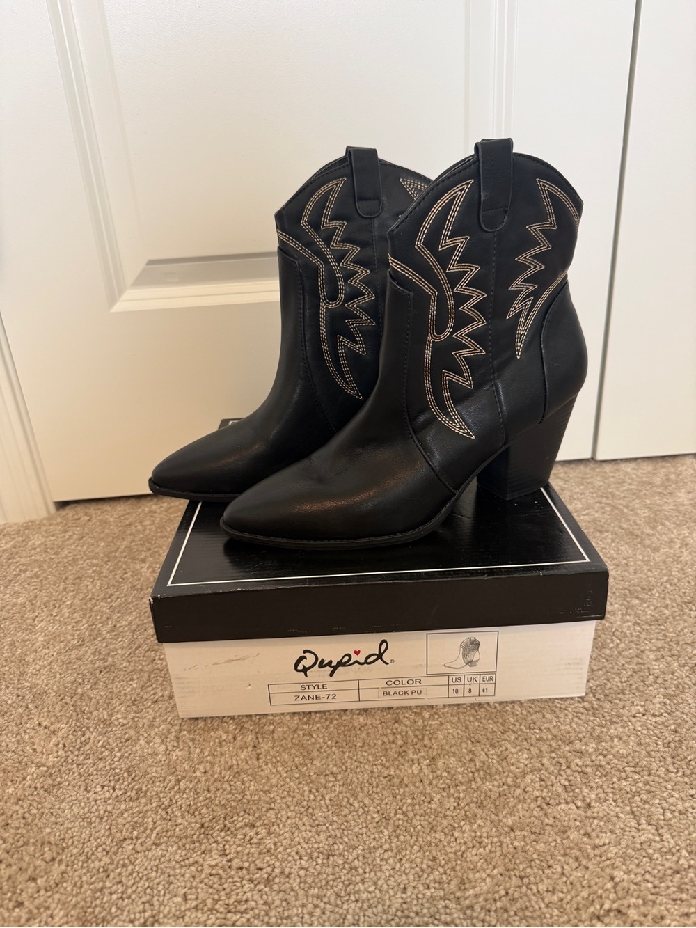 Black Western-Style Pointed Ankle Boots